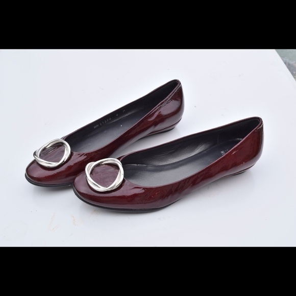 Stuart Weitzman patent flats - Picture 8 of 8